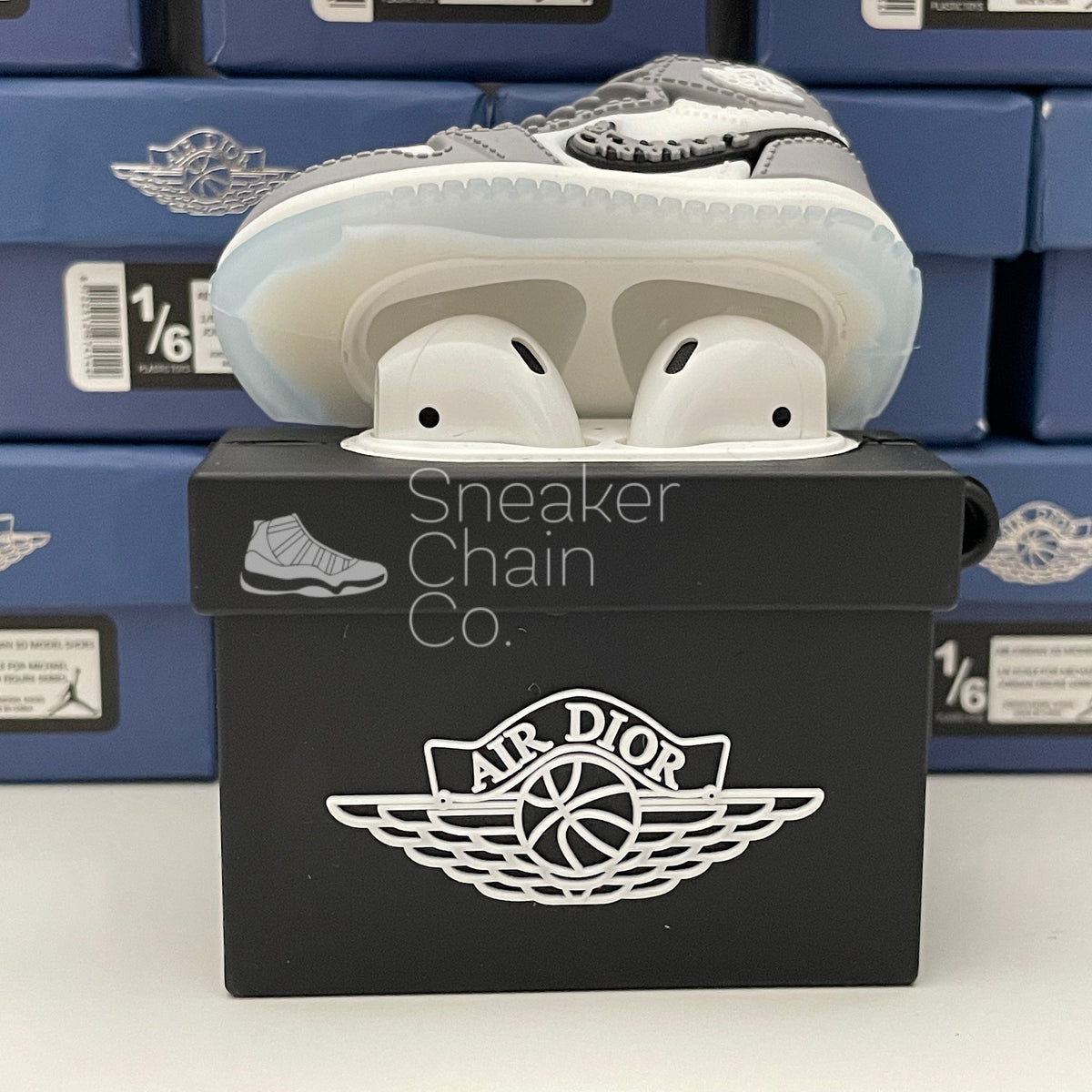 Nike Air Jordan Retro High x Dior Sneaker Shoebox Design AirPod