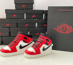 Nike Air Jordan 1 Retro High Chicago (2015) Shoe/Sneaker Design AirPod Case