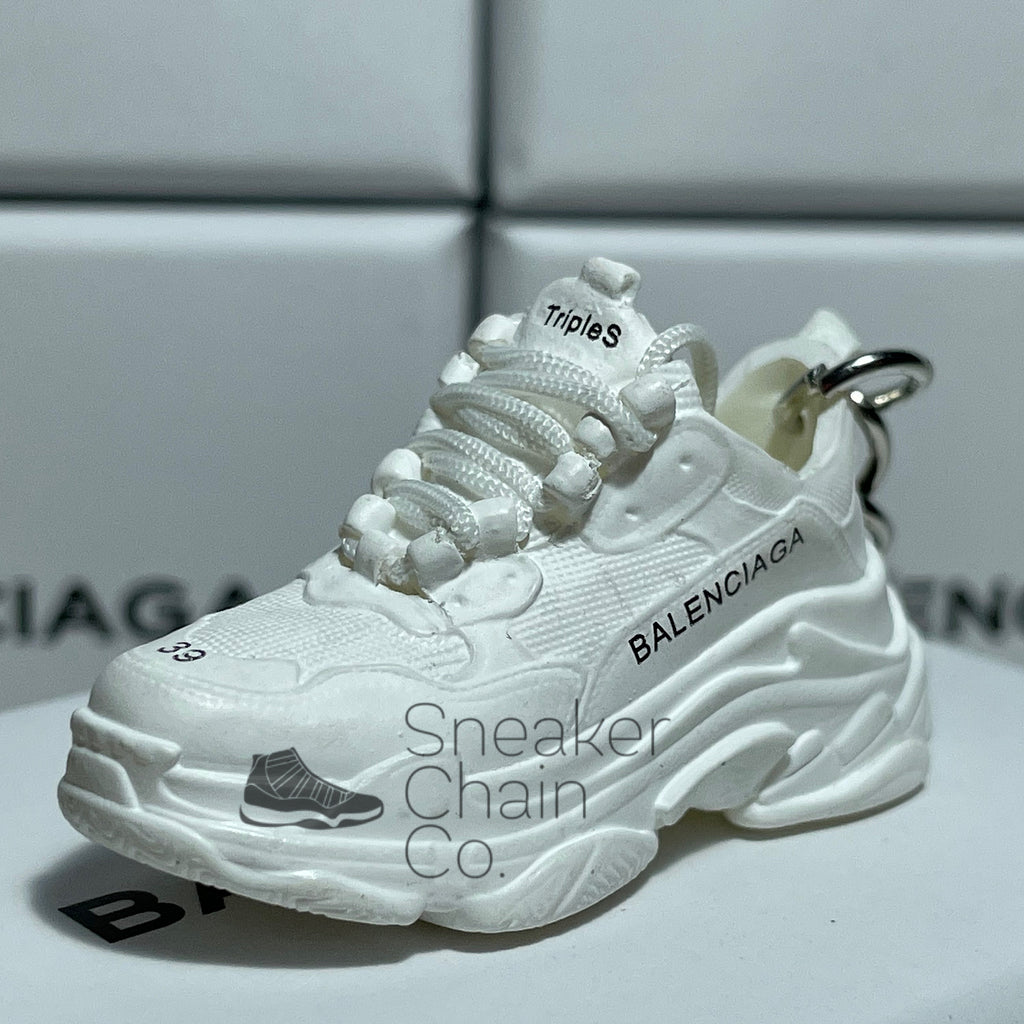 thumbnail image 2 of Mini Sneakers Keychains - Wholesale 3D Shoe Pendants 2 of 13